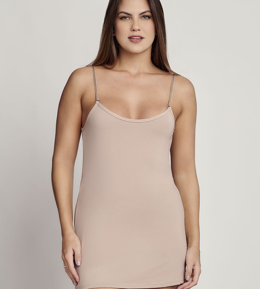 Combinete Essencial em microfibra com modelagem anatômica e toque suave.