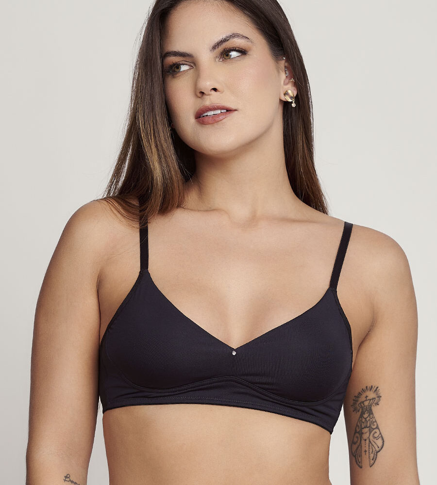 Top Íris Essencial em microfibra macia e modelagem anatômica.