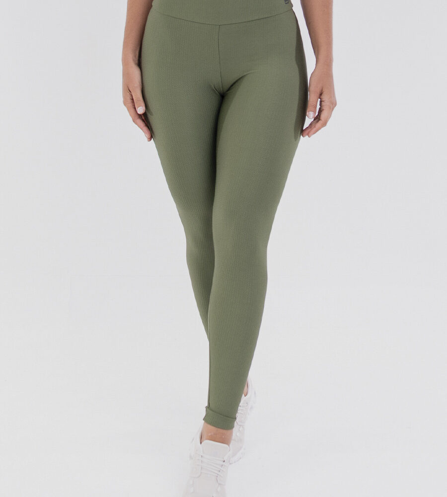 Calça Legging Chevry Verde Cacto Belles Active com textura moderna e cós alto duplo.