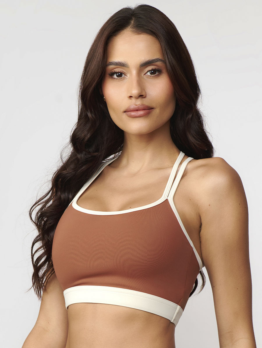 Top fitness nadador bicolor terracota e off white com alças duplas e costas abertas alta sustentação UV50+ Belles