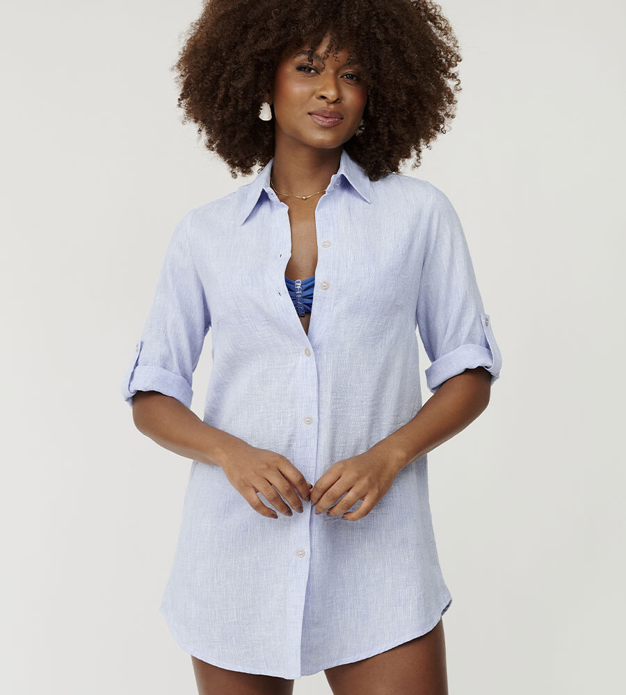Chemise azul salina em linho com mangas 3/4 ajustáveis e botões frontais Belles