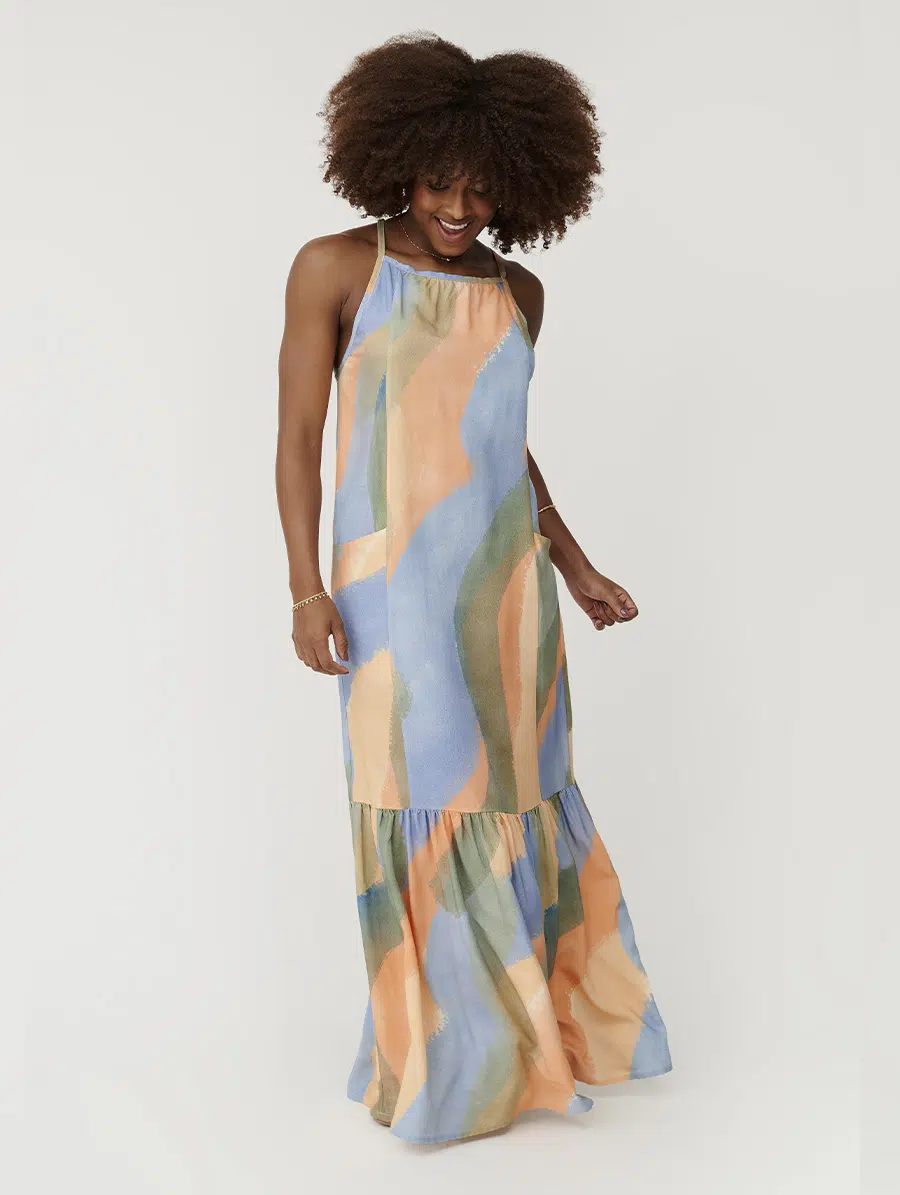 Vestido frente única estampa Maré em viscolinho com argola em resina e bolsos Belles