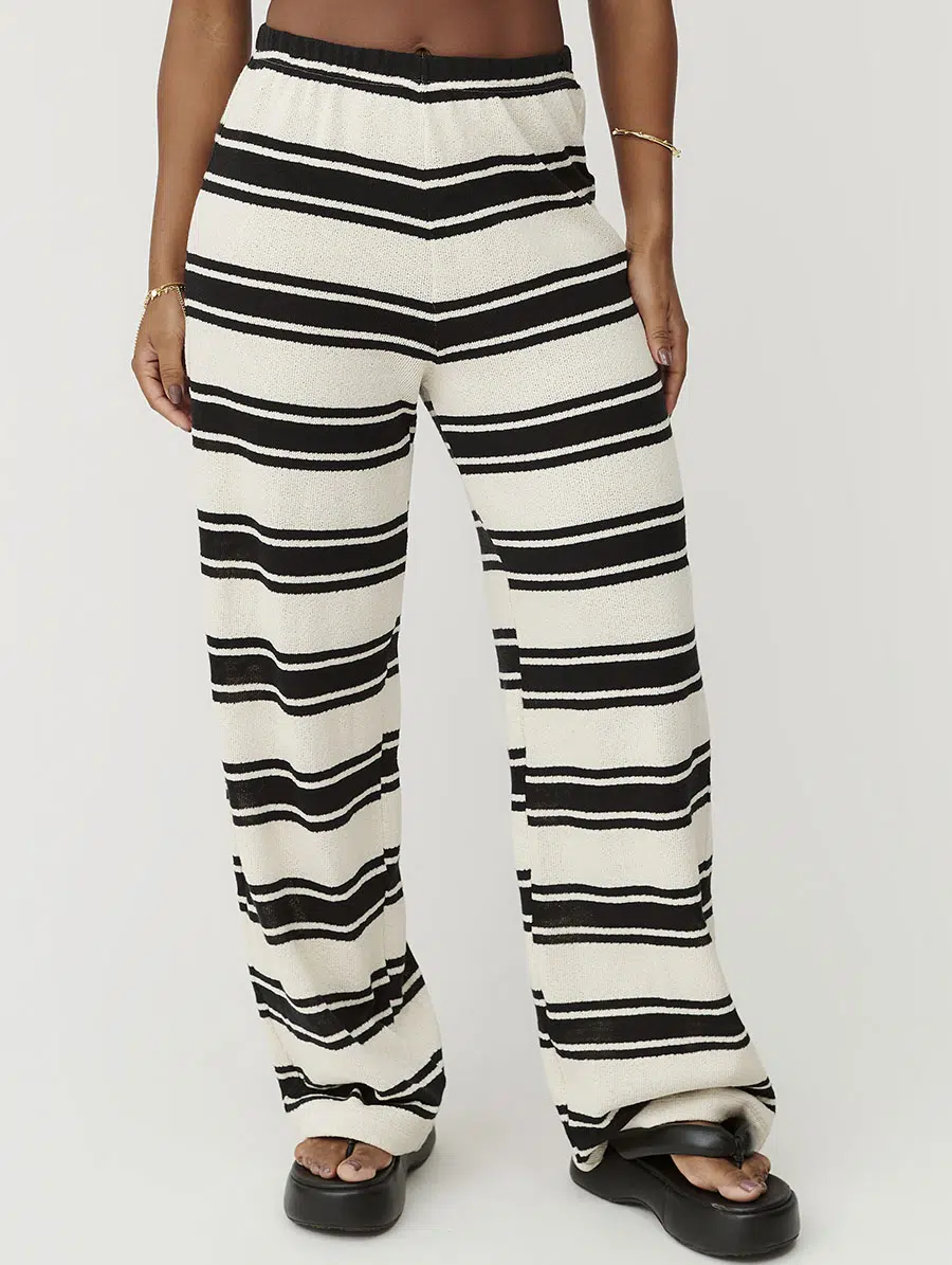 Calça reta em tricô listrado preto e branco com cintura elástica Belles
